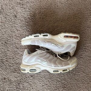 Nike air max plus Cream and Gray Sneakers